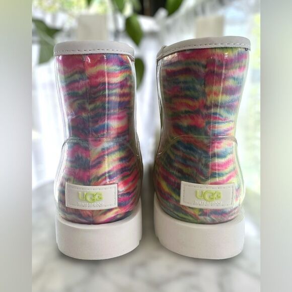 UGG Classic Waterproof Clear Mini Boots Winter Snow Rain size 7 - Picture 9 of 14